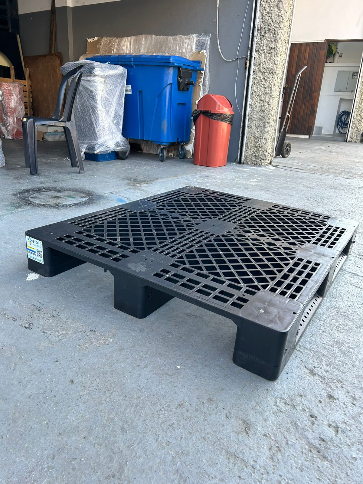 Pallet de Plástico Pesado 1,00x1,20 - Imagem 5